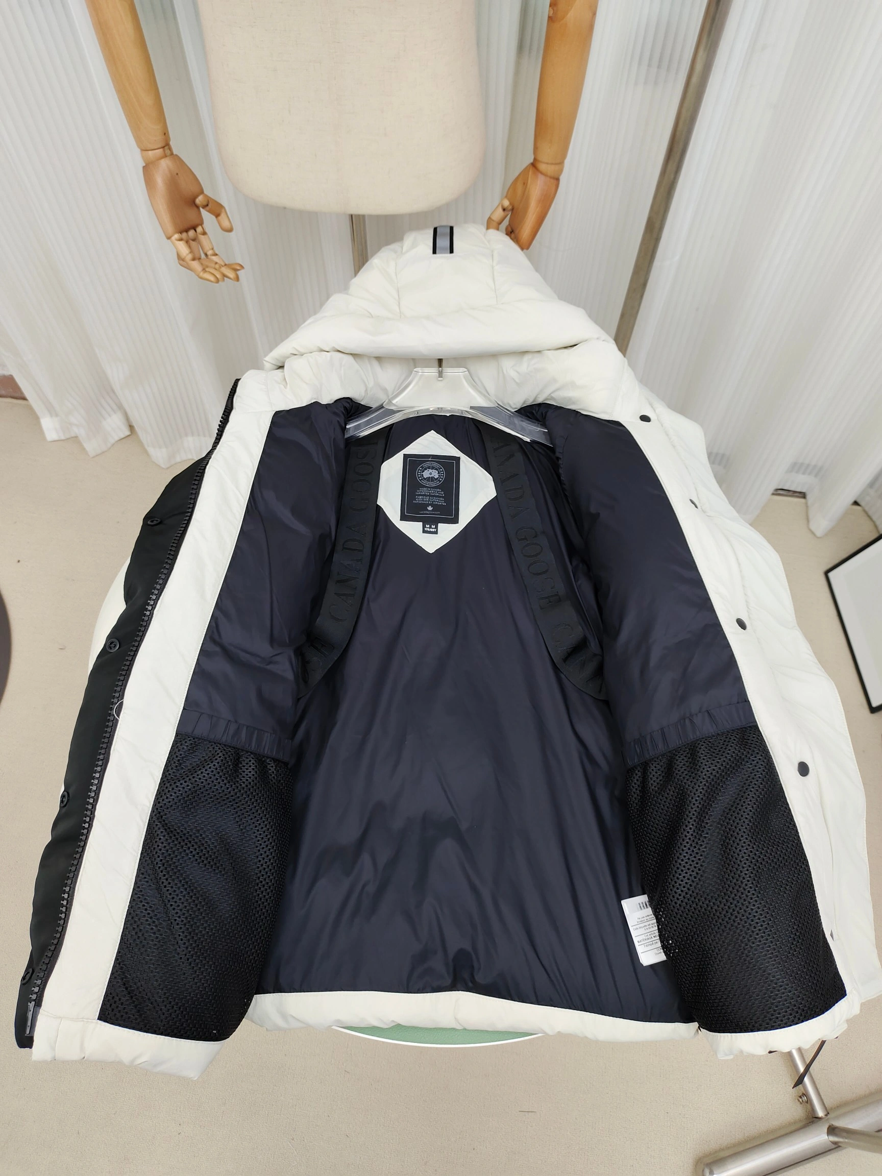 Canada Goose Down Jackets Trendy 106361