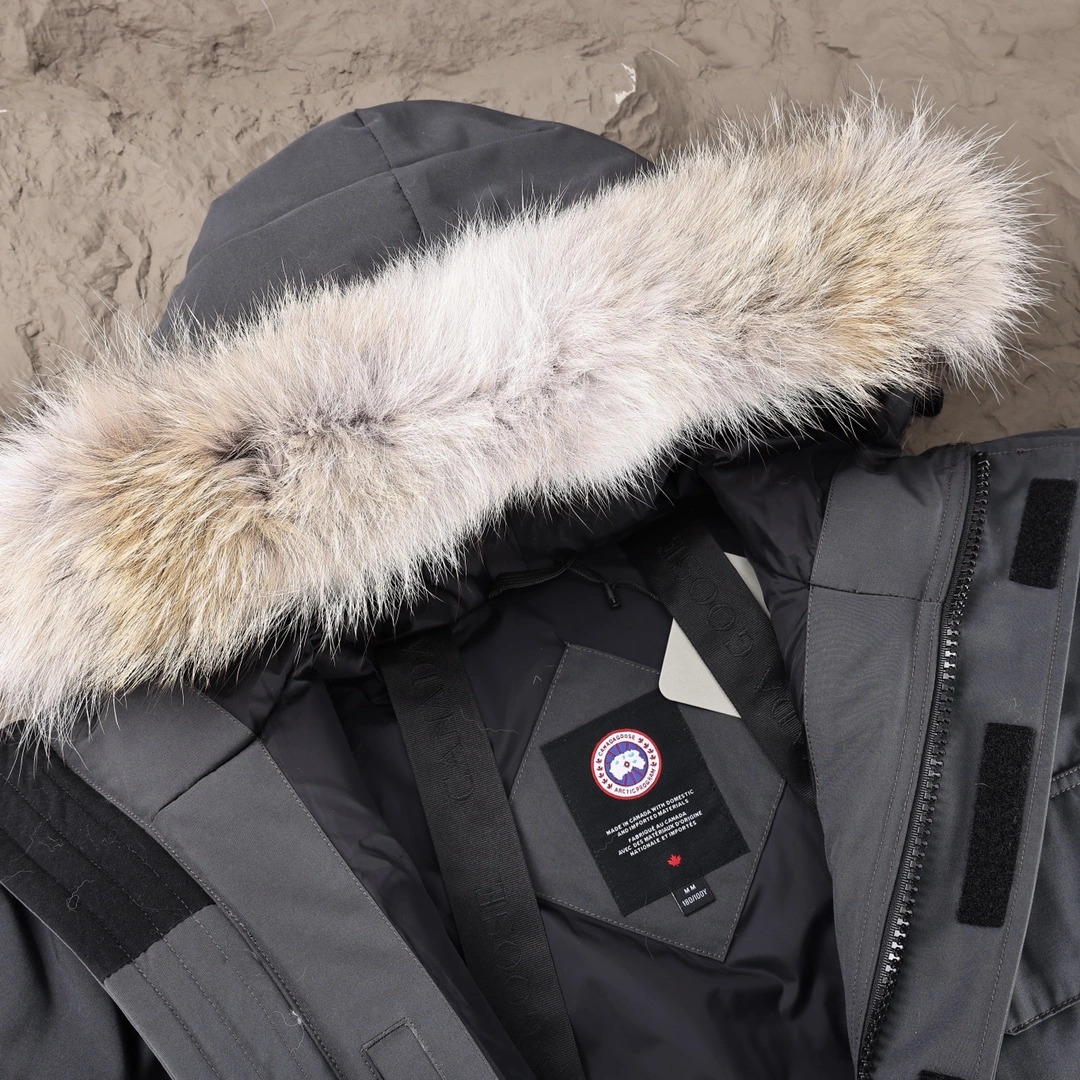 Breathable Canada Goose Down Jackets 106398