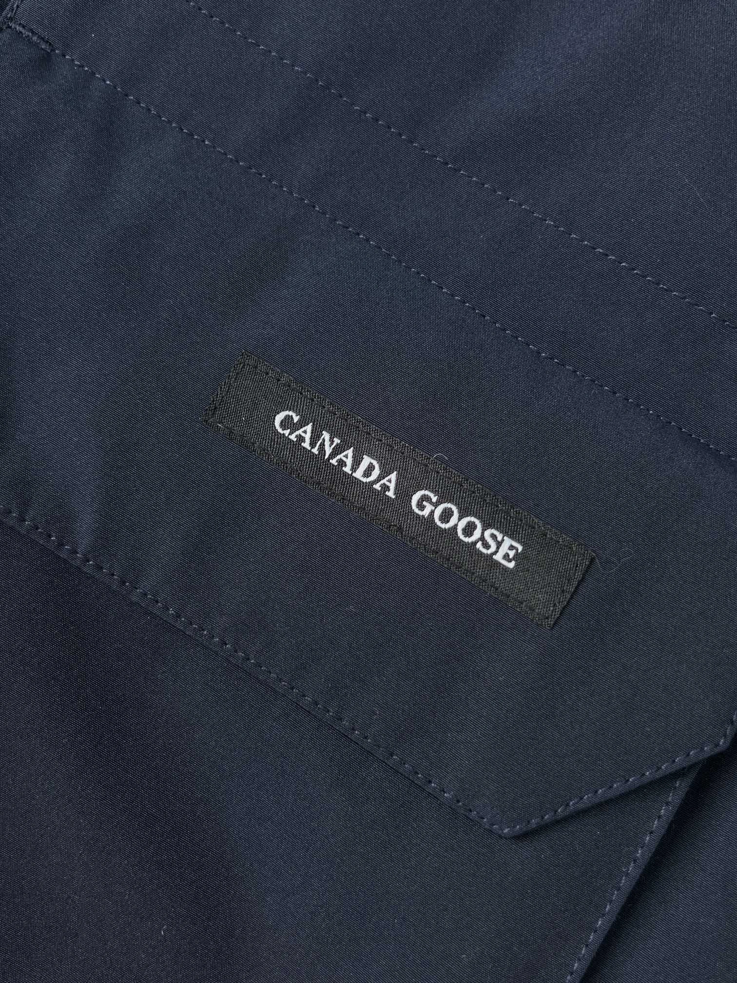 Durable Canada Goose Down Jackets 106358