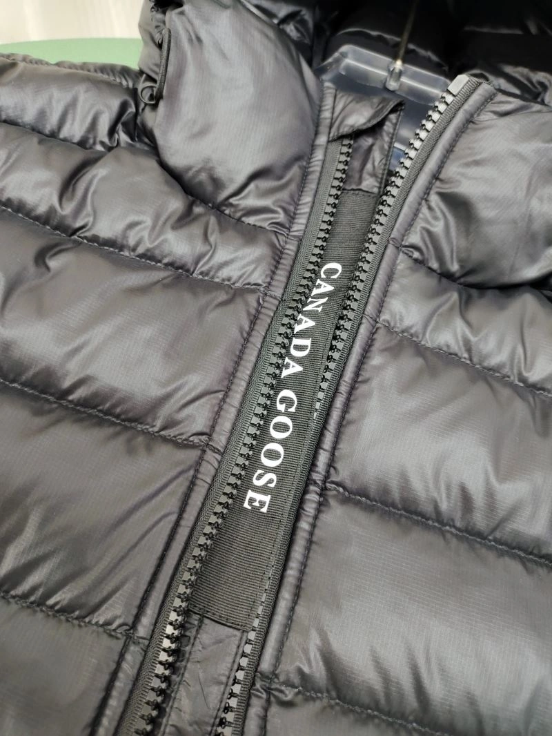 Canada Goose Down Jackets Classic 106286