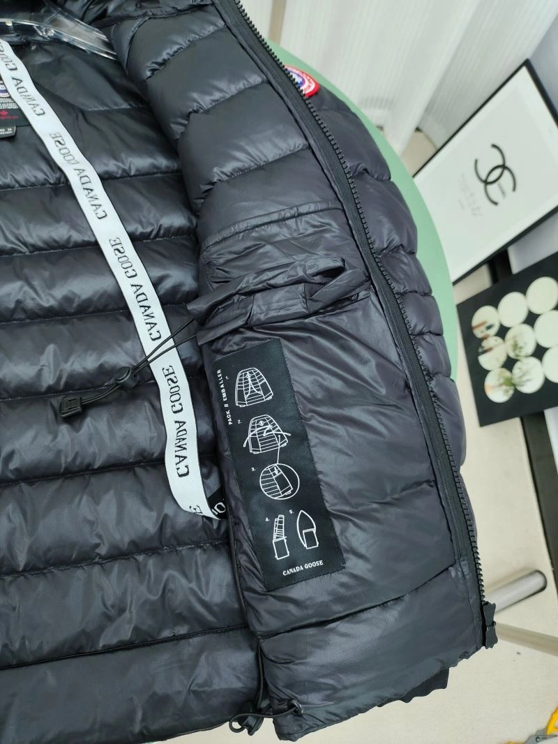 Canada Goose Down Jackets Durable 106263
