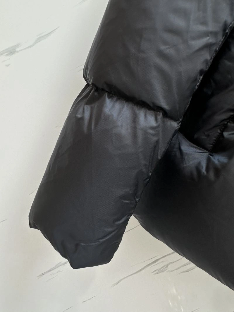 Canada Goose Down Jackets MoistureWicking 106185