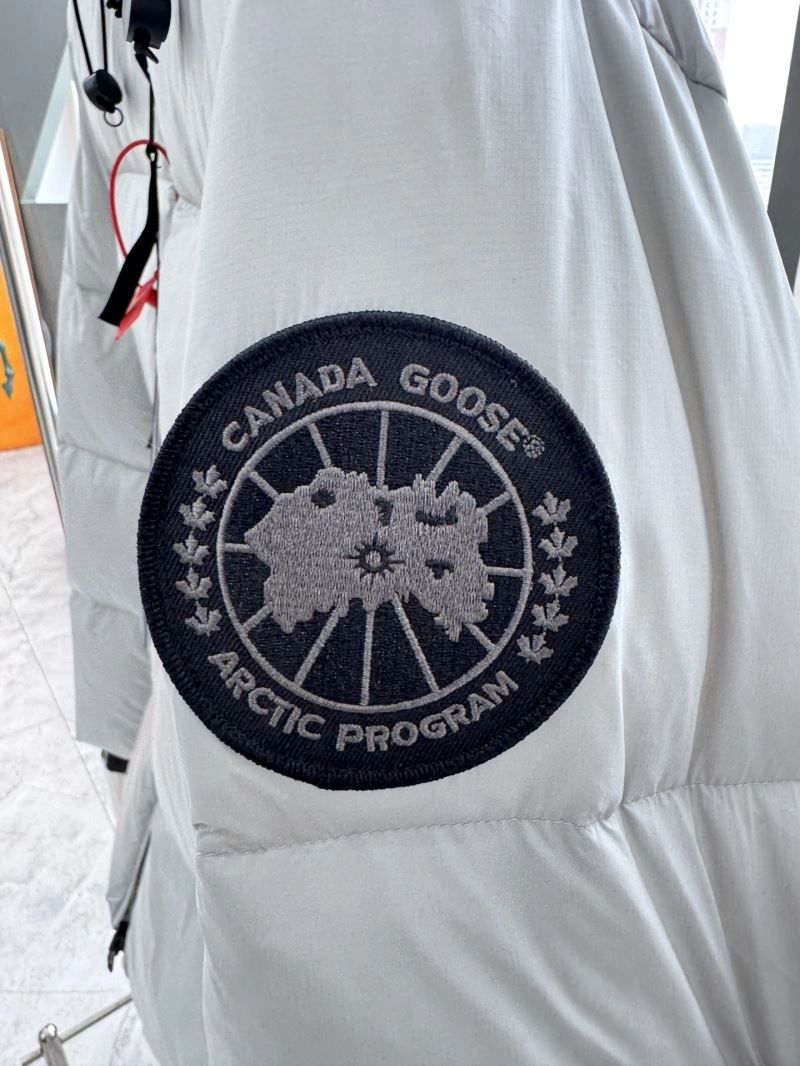 Canada Goose Down Jackets Modern 106277