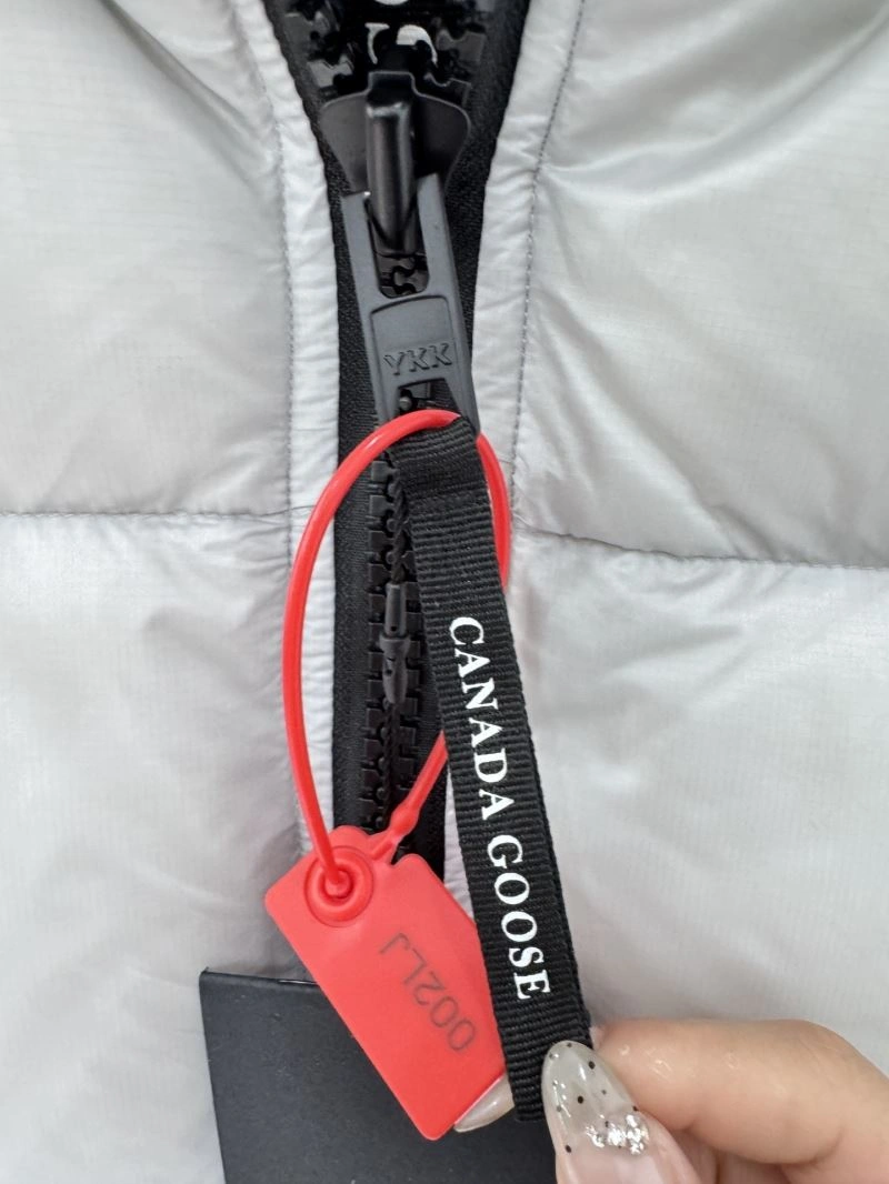 Canada Goose Down Jackets Modern 106277