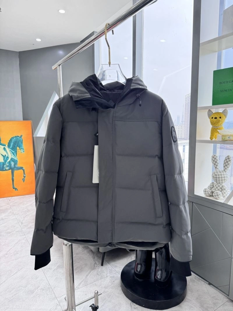 Canada Goose Down Jackets ZipUp 106276