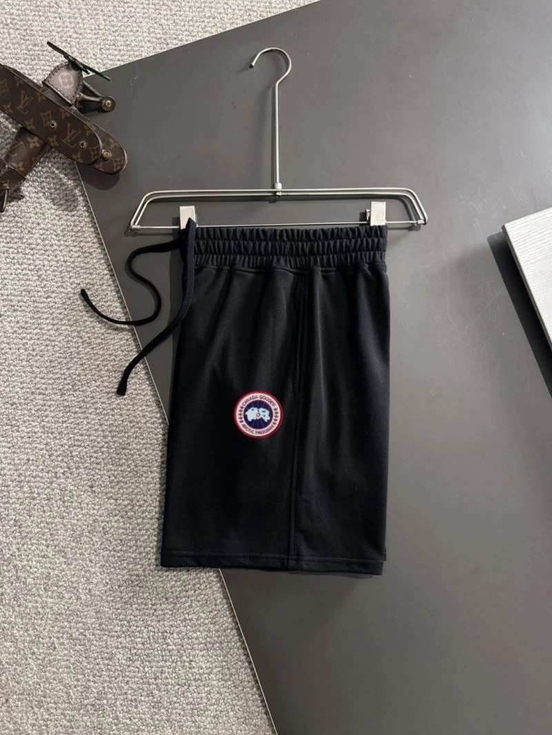 Canada Goose Short Pants ModernLook 106229