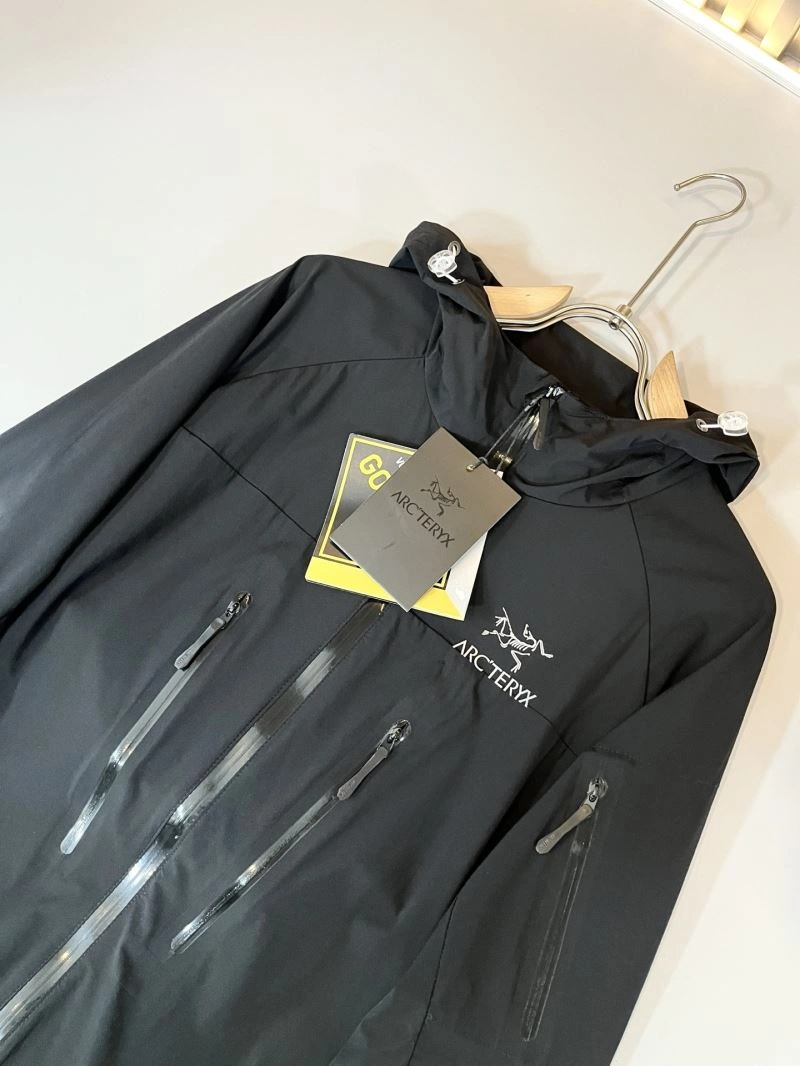 Canada Goose Sunscreen Jacket Supportive 106220