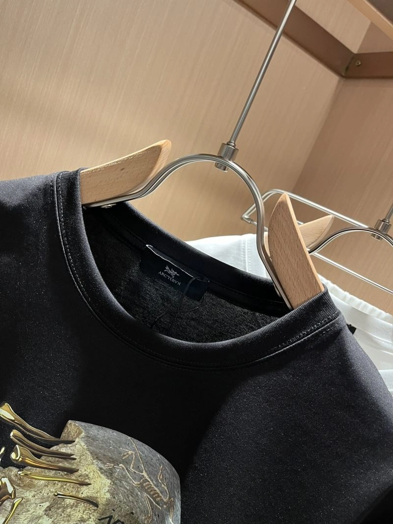 Canada Goose T-Shirts ComfortFit 106232