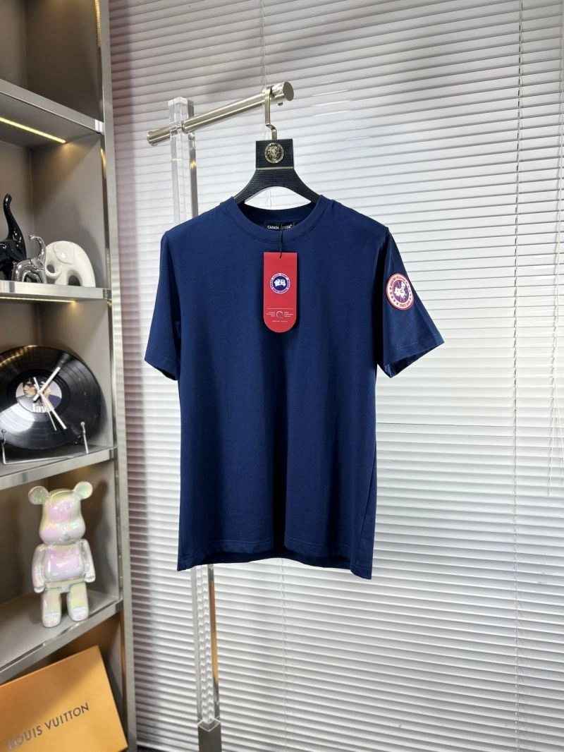 Resilient Canada Goose T-Shirts 106224