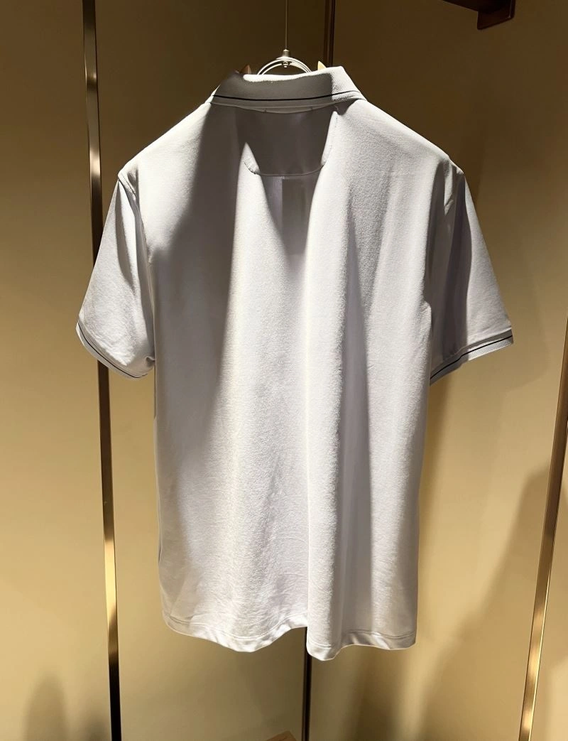 UrbanChic Canada Goose T-Shirts 106298
