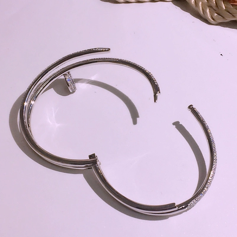 Cartier Bracelets SmoothTexture 217735