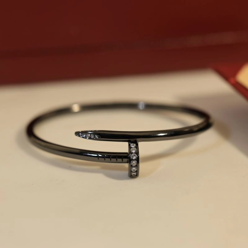 Compact Cartier Bracelets 217730
