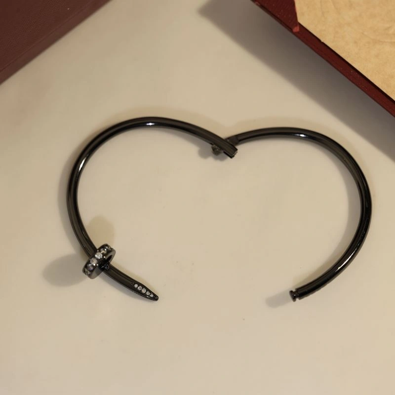 Compact Cartier Bracelets 217730