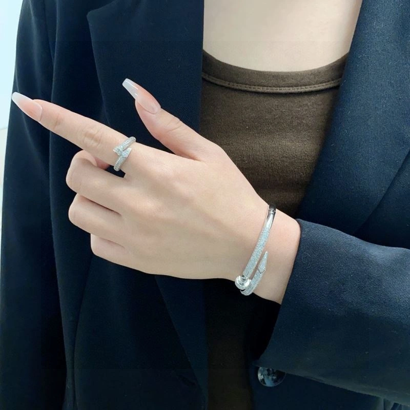 Cartier Bracelets Vibrant 217698