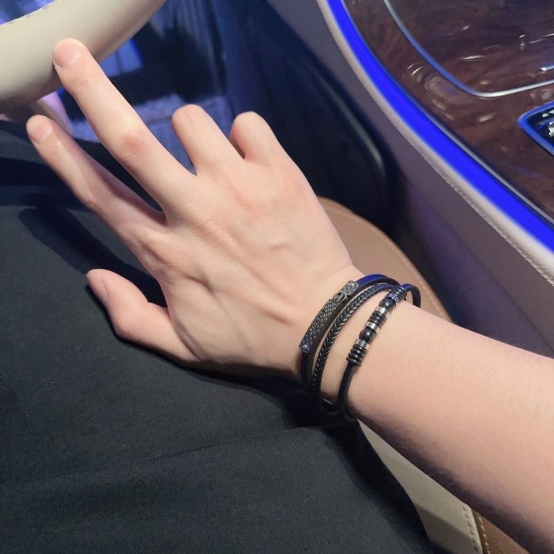 Cartier Bracelets Timeless 217815