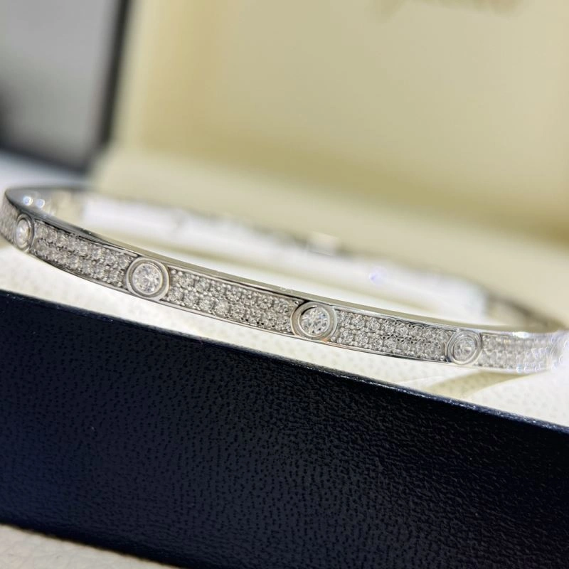 Classic Cartier Bracelets 217787