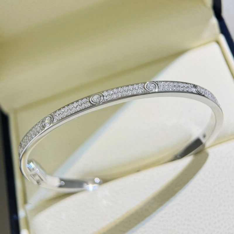 Classic Cartier Bracelets 217787