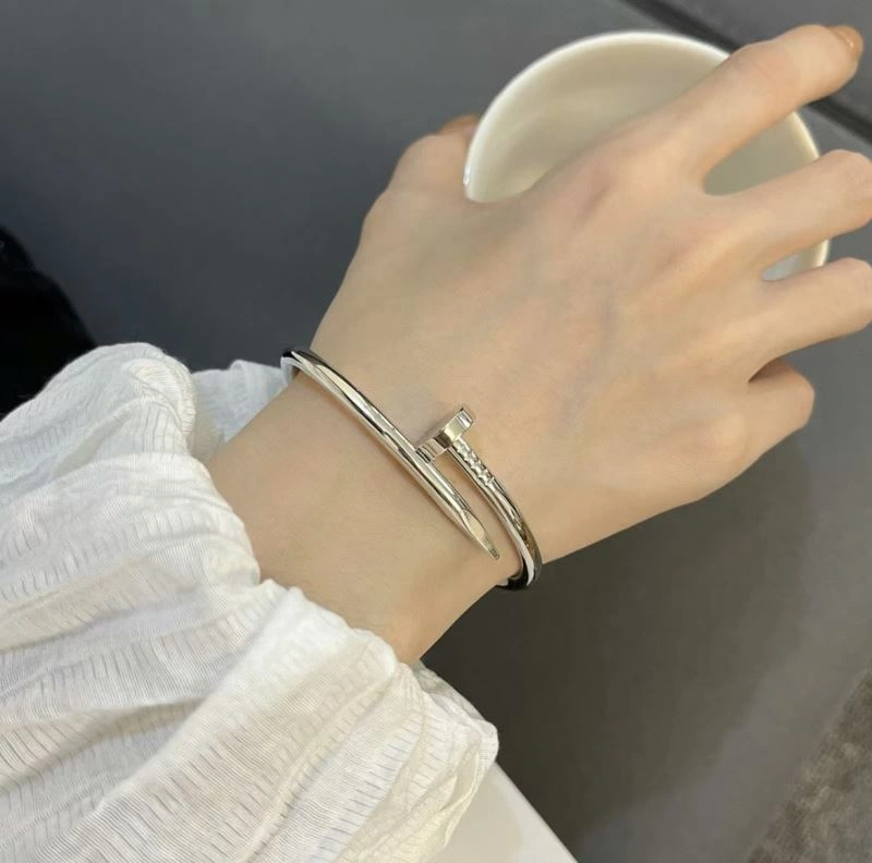 Attractive Cartier Bracelets 217666