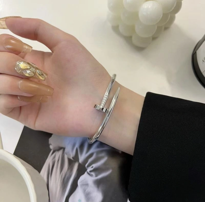 Attractive Cartier Bracelets 217666