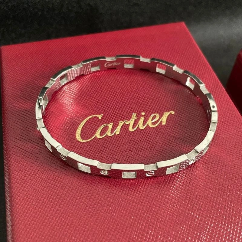 ModernLook Cartier Bracelets 217645