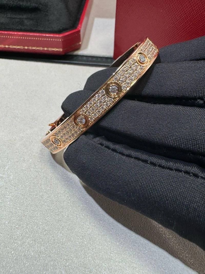 FashionForward Cartier Bracelets 217653