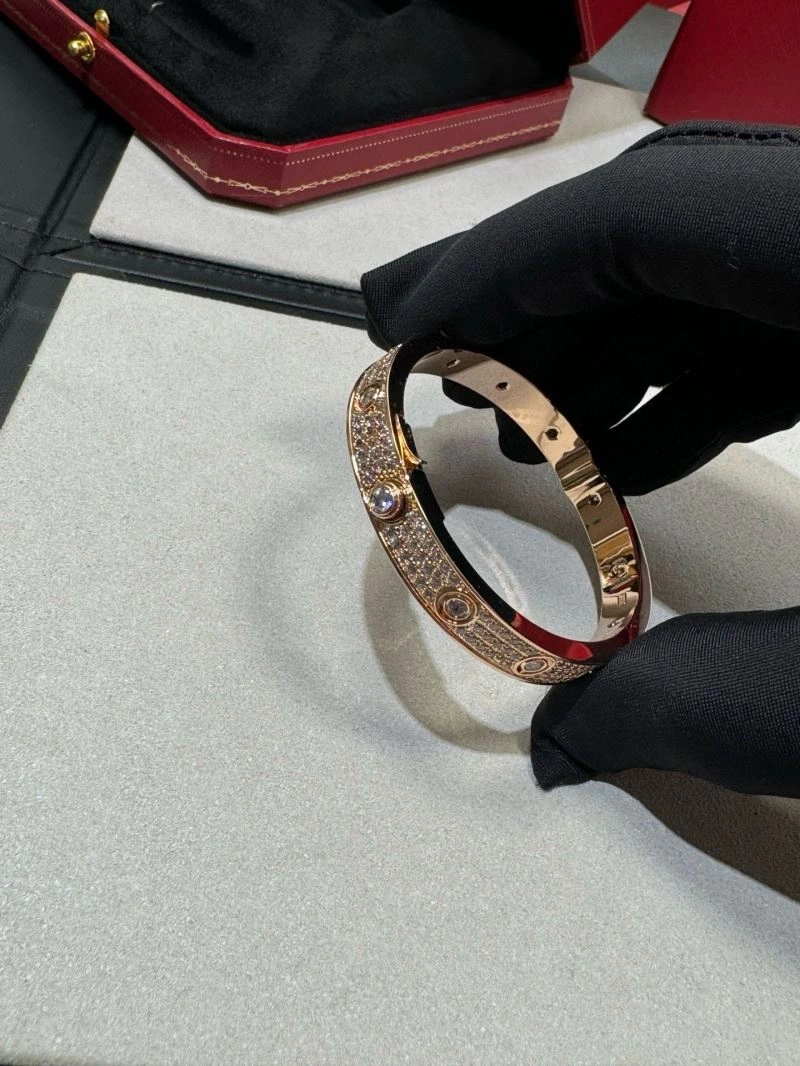 FashionForward Cartier Bracelets 217653