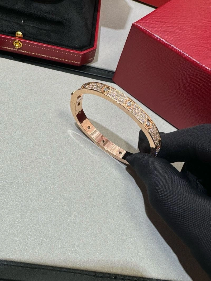 FashionForward Cartier Bracelets 217653