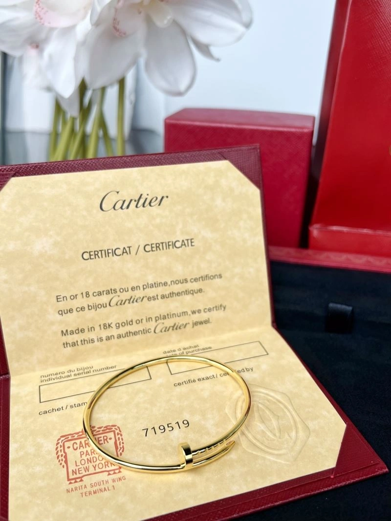 Popular Cartier Bracelets 217664