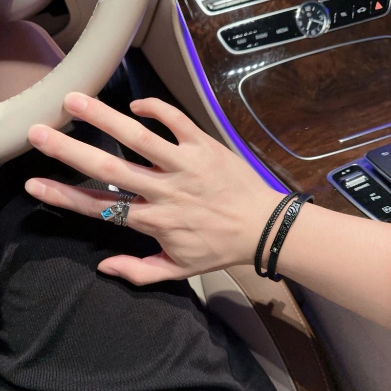 Breathable Cartier Bracelets 217615