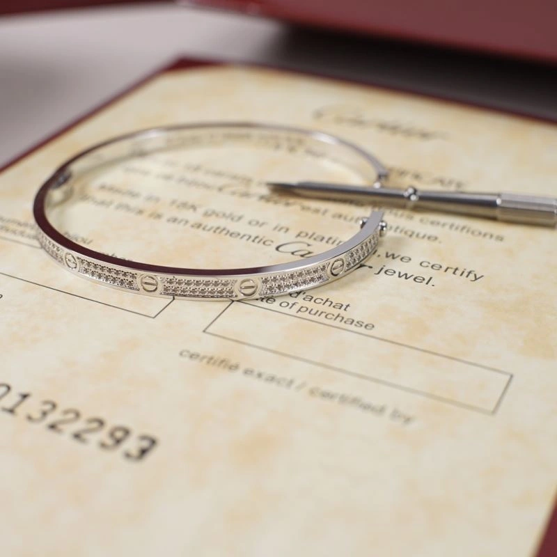 Cartier Bracelets Comfortable 217619