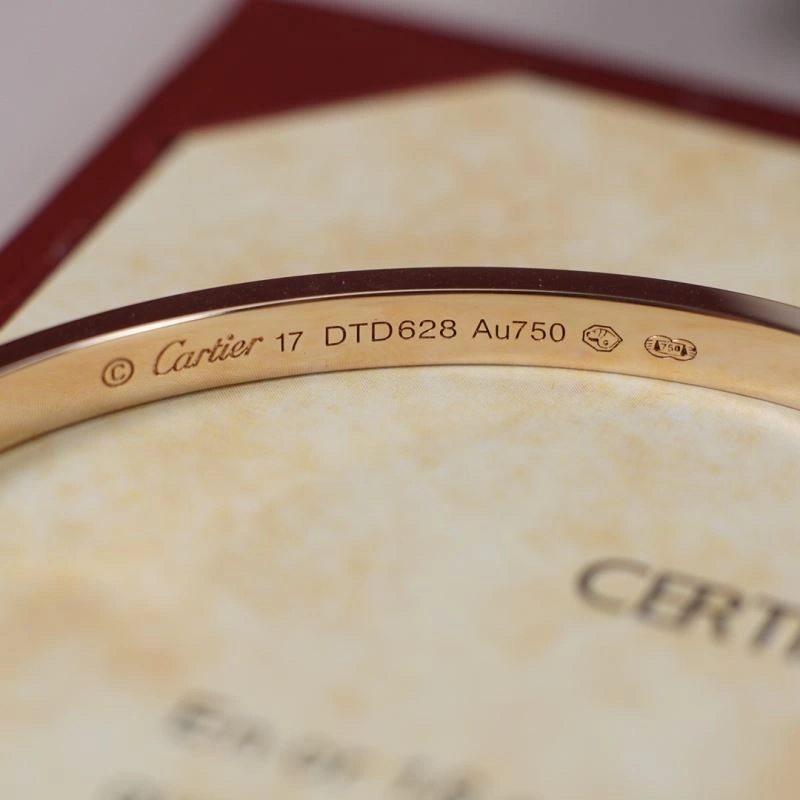 Cartier Bracelets Comfortable 217619