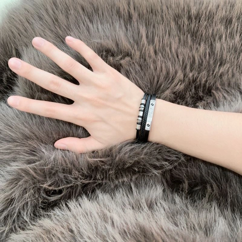Sustainable Cartier Bracelets 217600