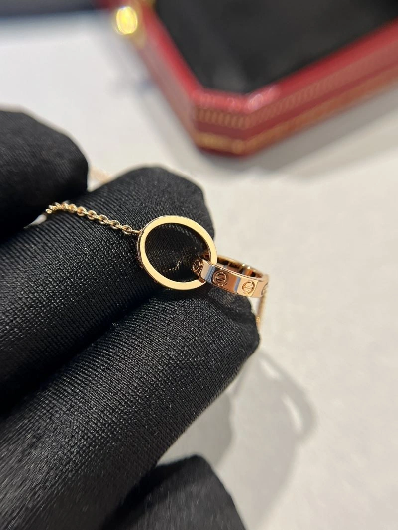 Cartier Bracelets Sleek 217511