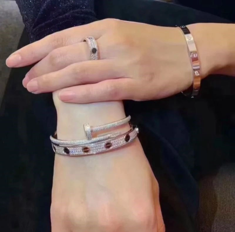 Cartier Bracelets NewStyle 217377