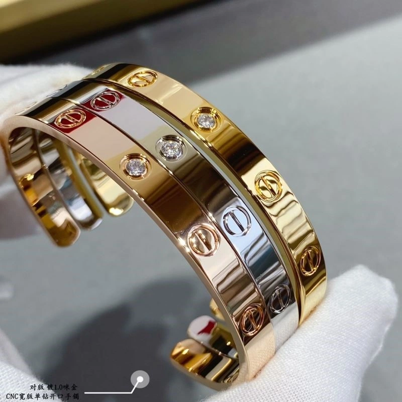 EyeCatching Cartier Bracelets 217358