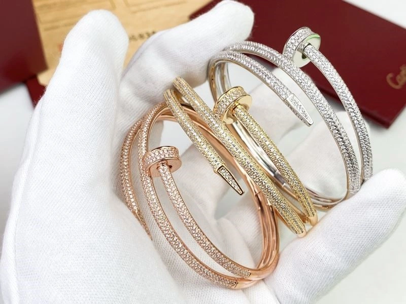 Sustainable Cartier Bracelets 217203