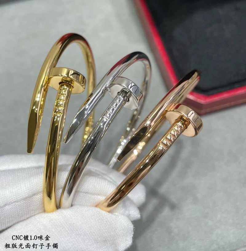 Cartier Bracelets Minimalist 217199