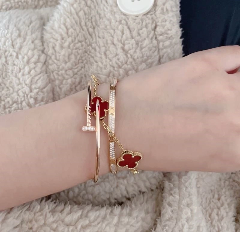 RelaxedFit Cartier Bracelets 217190