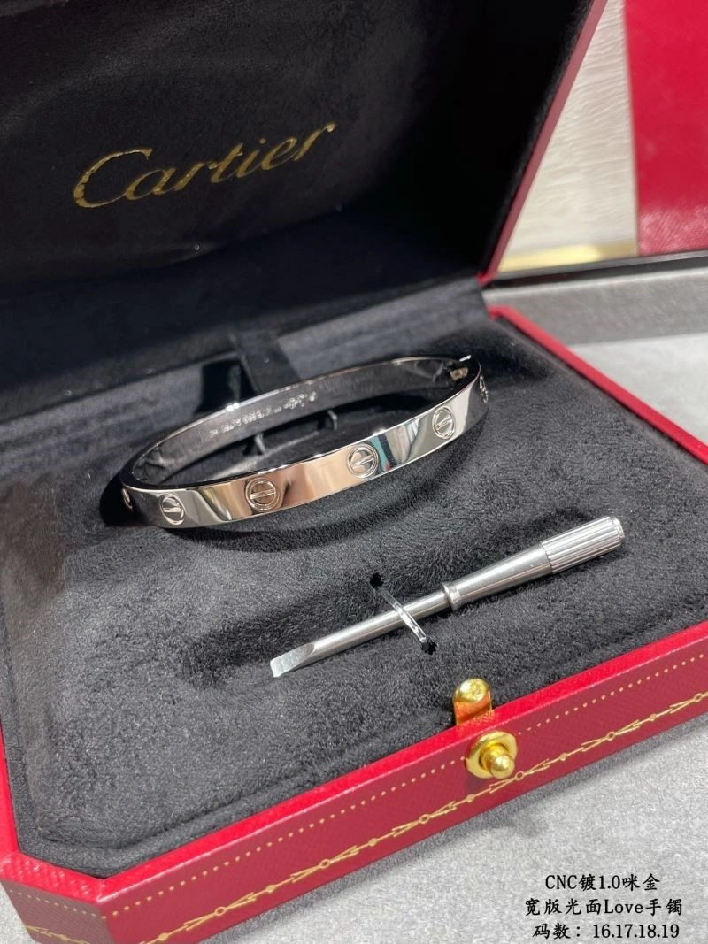 Cartier Bracelets Effortless 217183