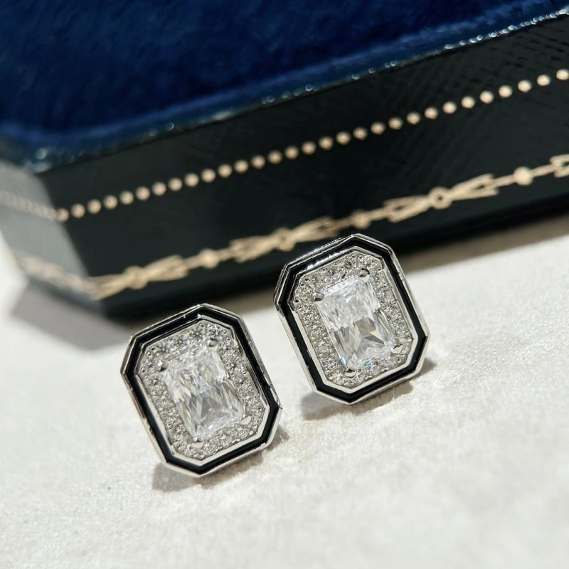 Cartier Earrings Packable 217733