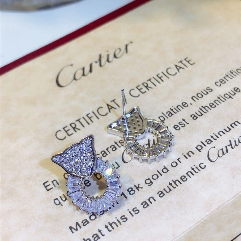 Cartier Earrings Functional 217610