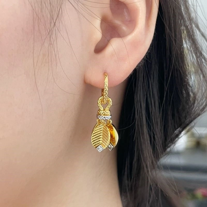 Cartier Earrings Sleek 217316