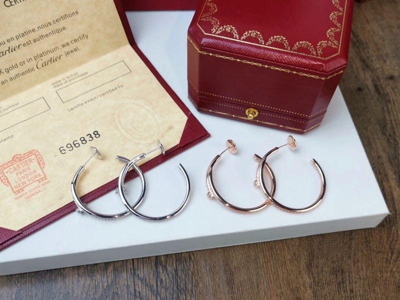 Sustainable Cartier Earrings 216990