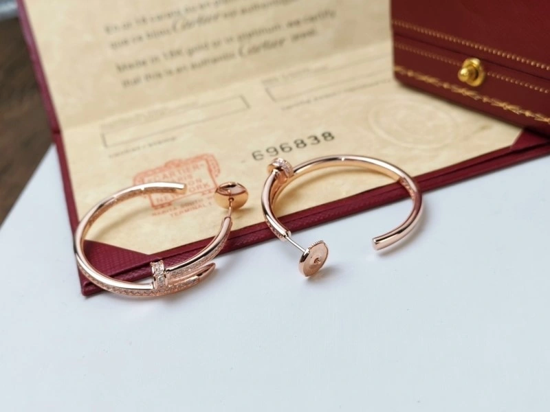 Sustainable Cartier Earrings 216990