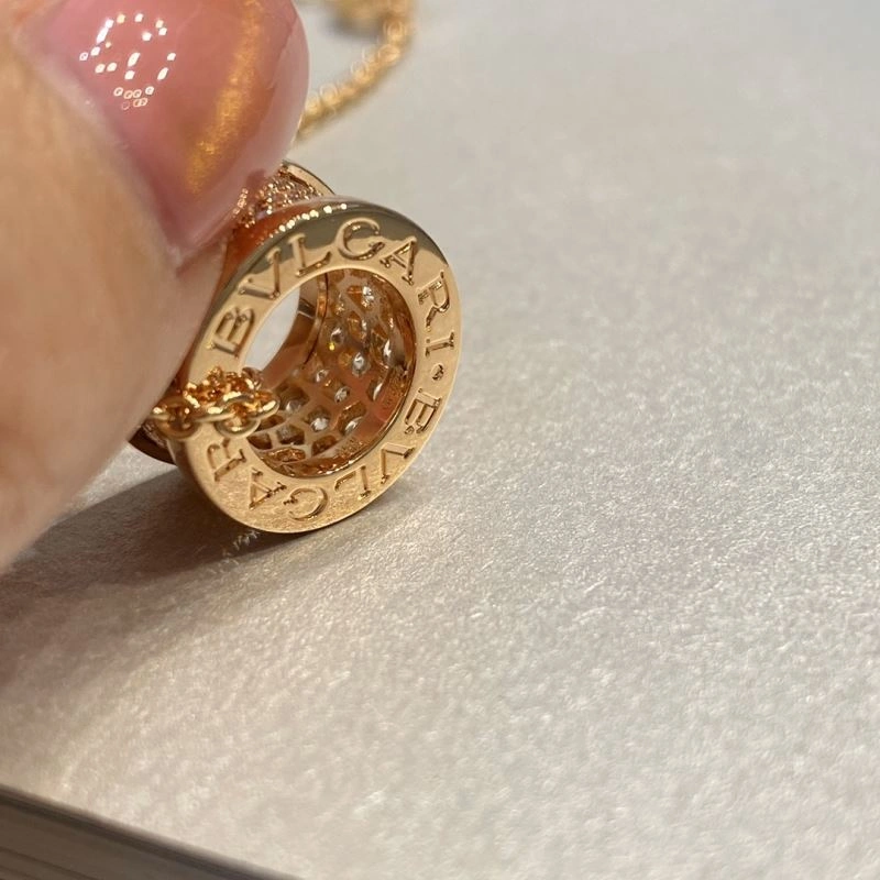 SmoothTexture Cartier Necklaces 217719