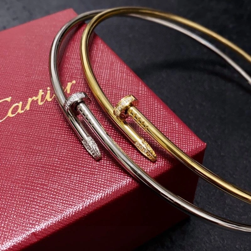 Cartier Necklaces Casual 217687
