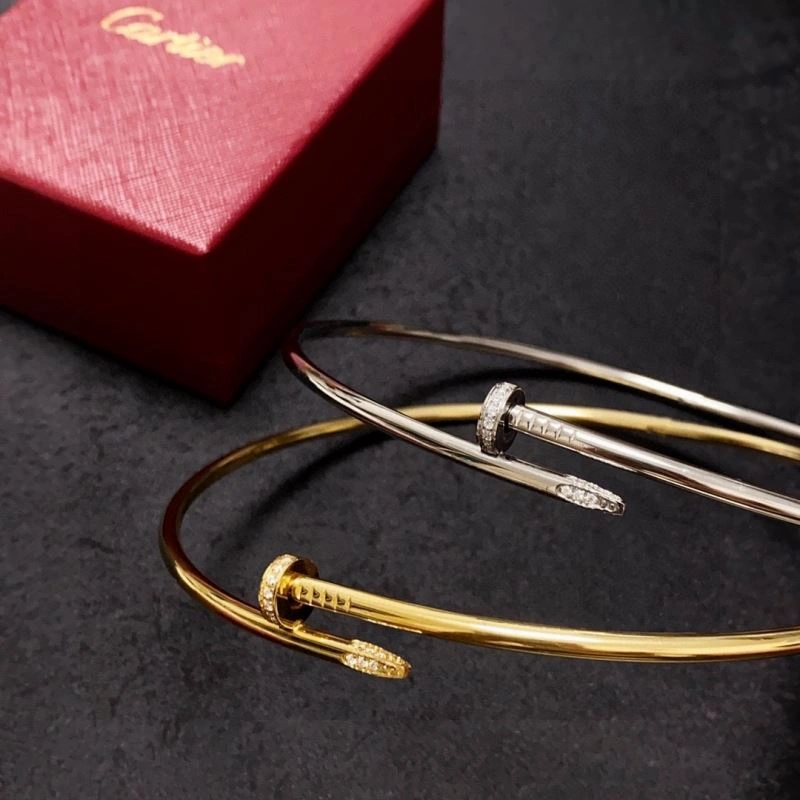Cartier Necklaces Casual 217687