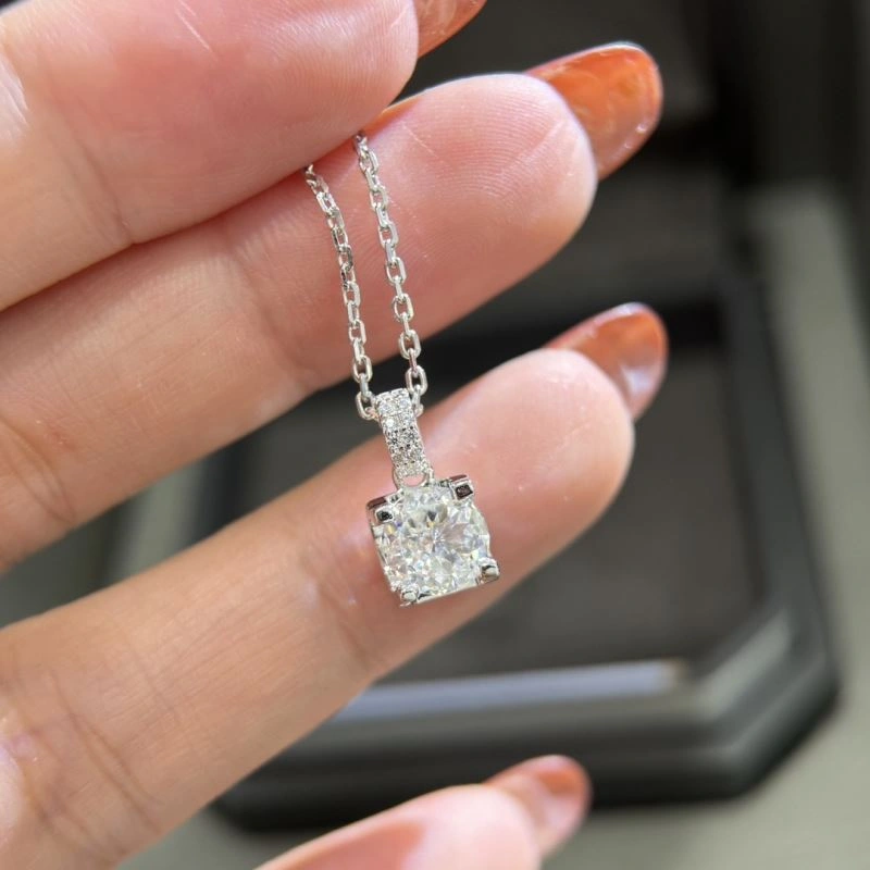 UrbanStyle Cartier Necklaces 217677