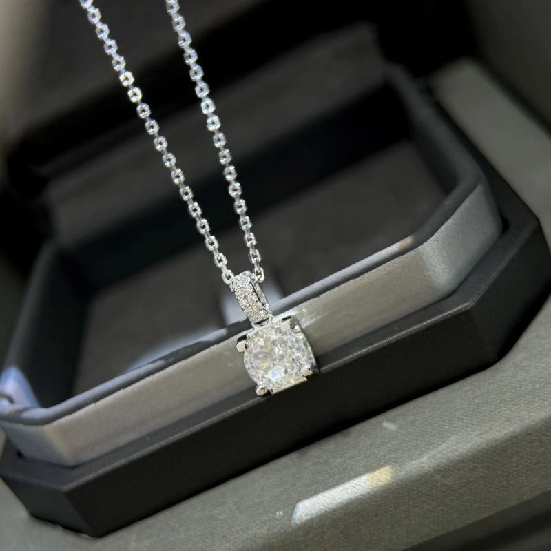 UrbanStyle Cartier Necklaces 217677