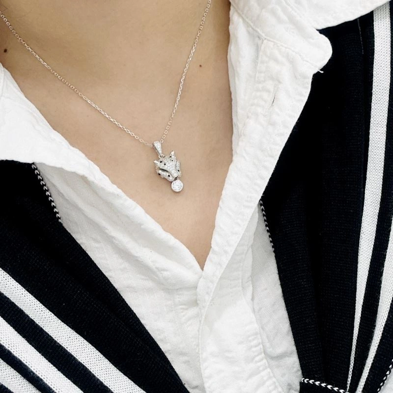 UrbanChic Cartier Necklaces 217747